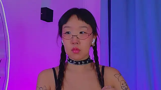 Snapshot of a11yson chatting on 01.16.25 a11yson online show from 01.16.25