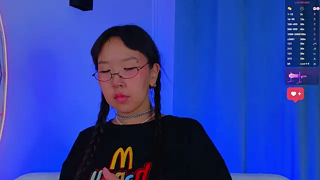 Snapshot of a11yson chatting on 01.21.25 a11yson online show from 01.21.25