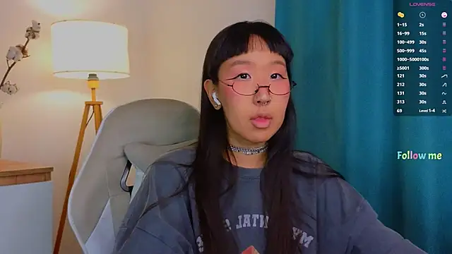 Snapshot of a11yson chatting on 03.16.25 a11yson online show from 03.16.25