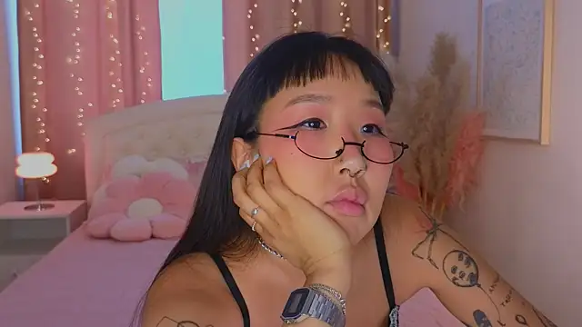 Snapshot of a11yson chatting on 03.21.25 a11yson online show from 03.21.25