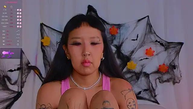 Snapshot of a11yson chatting on 10.24.25 a11yson online show from 10.24.25