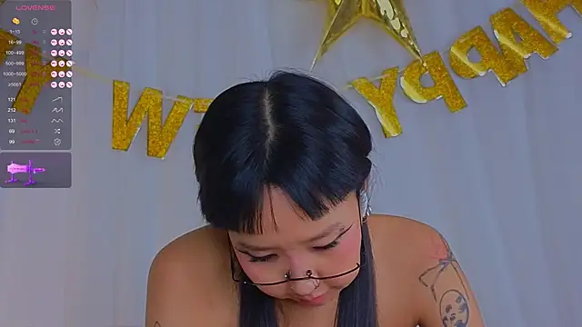 Snapshot of a11yson chatting on 12.21.25 a11yson online show from 12.21.25