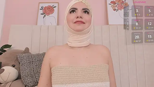 Snapshot of dalilasaadi_ chatting on 03.06.25 dalilasaadi online show from 03.06.25