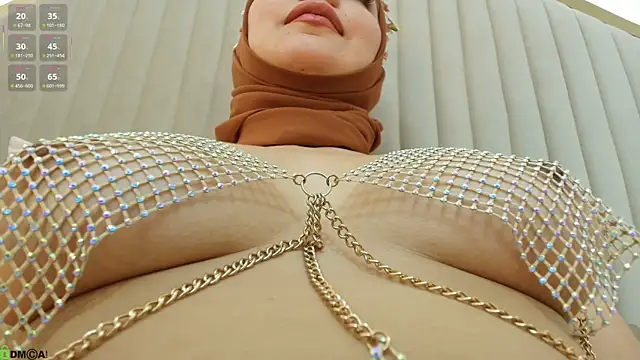 Snapshot of dalilasaadi_ chatting on 11.01.25 dalilasaadi online show from 11.01.25