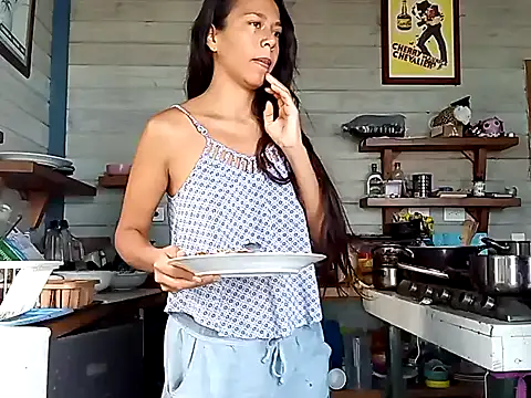 Luna-Natural online show from 01.12.25