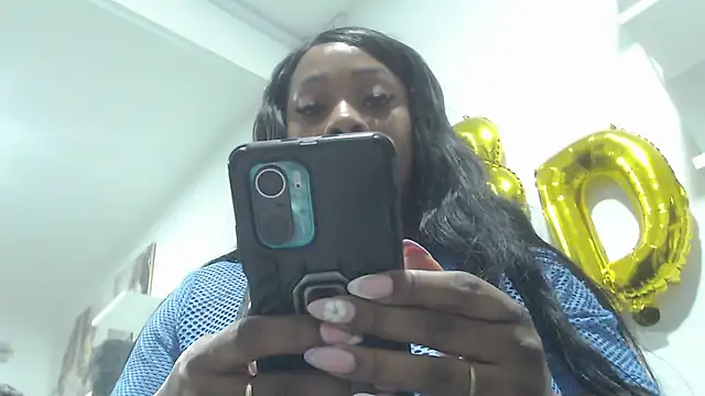 Snapshot of janeebony_ chatting on 10.01.25 janeebony  online show from 10.01.25