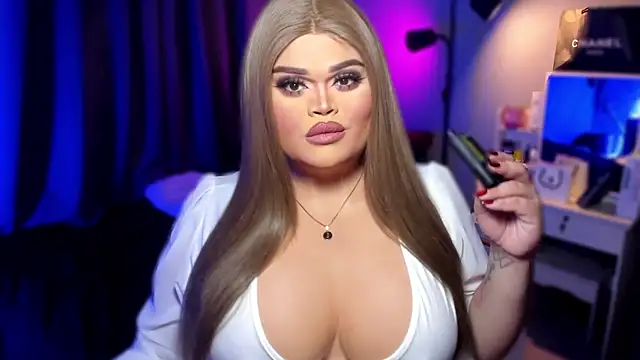 KarolinaThompson online show from 12.22.24