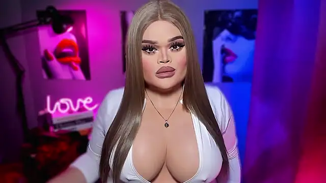 Snapshot of KarolinaThompson chatting on 01.06.26 KarolinaThompson online show from 01.06.26