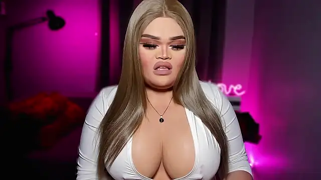 Snapshot of KarolinaThompson chatting on 03.04.26 KarolinaThompson online show from 03.04.26