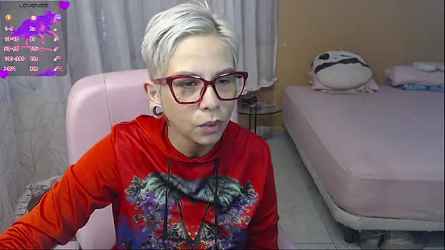 moon cat85 online show from 07.08.26