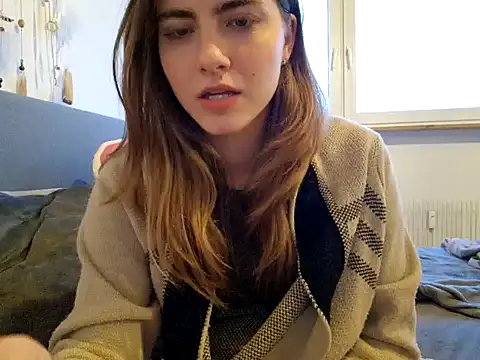 Snapshot of RubyRubin chatting on 12.17.24 RubyRubin online show from 12.17.24
