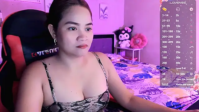 Snapshot of yenyen_ chatting on 03.13.26 yenyen online show from 03.13.26