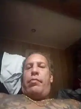 Snapshot of trucker1979 chatting on 10.20.25 trucker1979 online show from 10.20.25