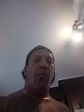 Snapshot of trucker1979 chatting on 11.20.25 trucker1979 online show from 11.20.25