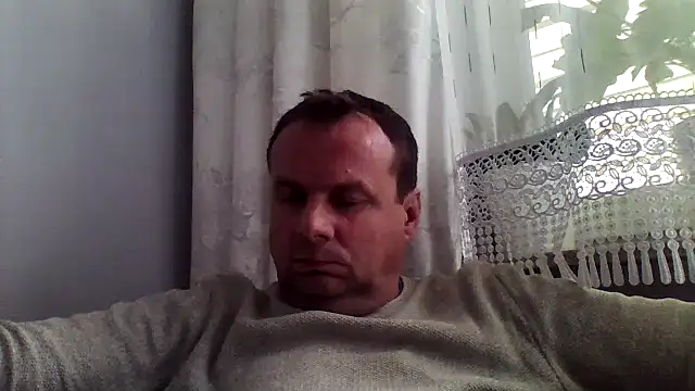 Snapshot of grzes19763 chatting on 06.13.26 grzes19763 online show from 06.13.26