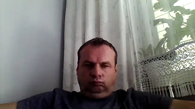 Snapshot of grzes19763 chatting on 06.19.26 grzes19763 online show from 06.19.26
