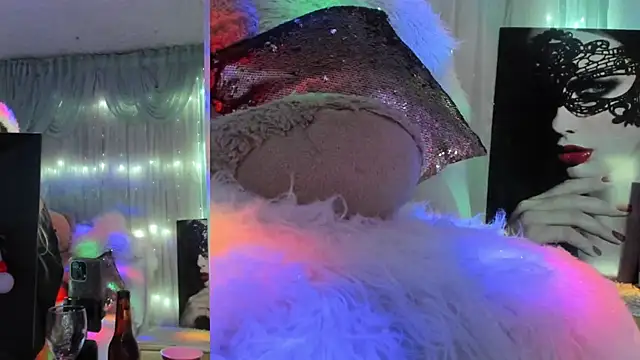 Snapshot of HadaFoster chatting on 12.05.25 HadaFoster online show from 12.05.25