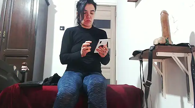 Snapshot of Goddess_Inanna chatting on 01.20.25 Goddess Inanna online show from 01.20.25