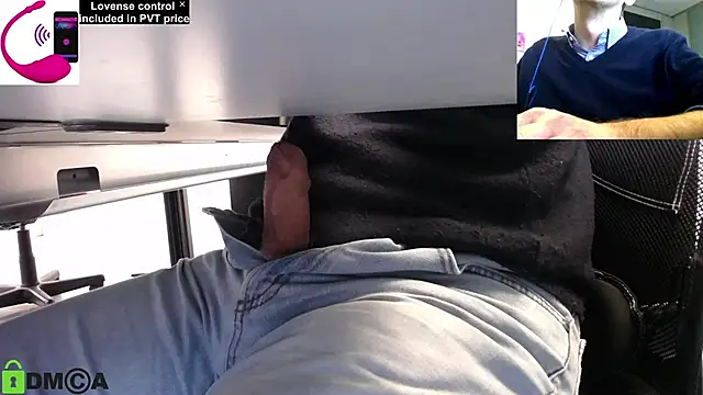 Snapshot of pliko chatting on 12.05.24 pliko online show from 12.05.24