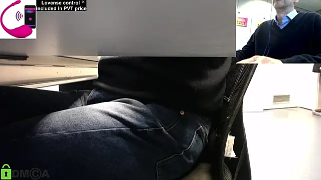 Snapshot of pliko chatting on 02.25.25 pliko online show from 02.25.25