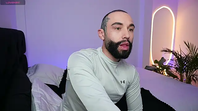 the lucky men   online show from 01.27.25