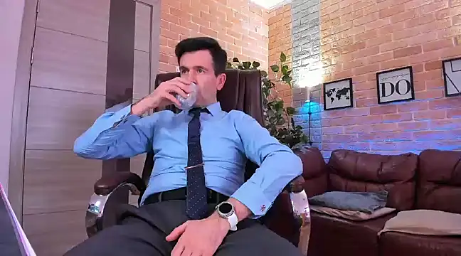 SteveTiger online show from 01.26.25