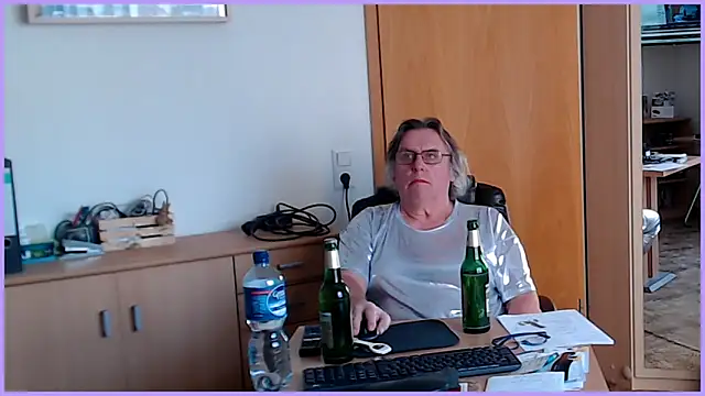 Snapshot of Sissygera chatting on 02.26.26 Sissygera online show from 02.26.26