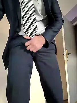 Snapshot of Justforoneday chatting on 12.19.24 Justforoneday online show from 12.19.24