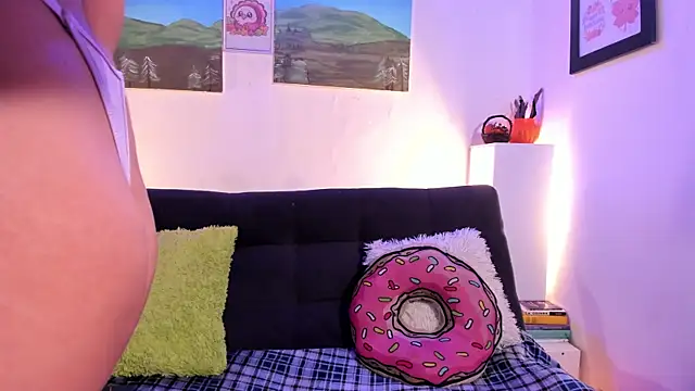 LillyCandy online show from 11.16.25