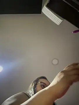 Ixchel Anaid online show from 02.20.26