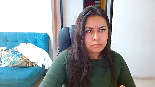 Ixchel Anaid online show from 07.06.26