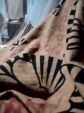 Snapshot of Nirmaana76 chatting on 10.28.25 Nirmaana76 online show from 10.28.25