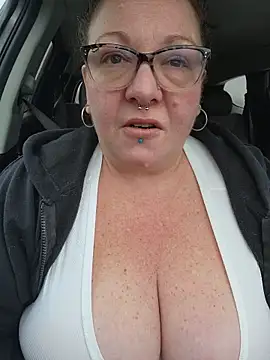 Miss Phat Booty online show from 02.15.26