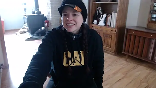 MarcyJones online show from 01.31.25