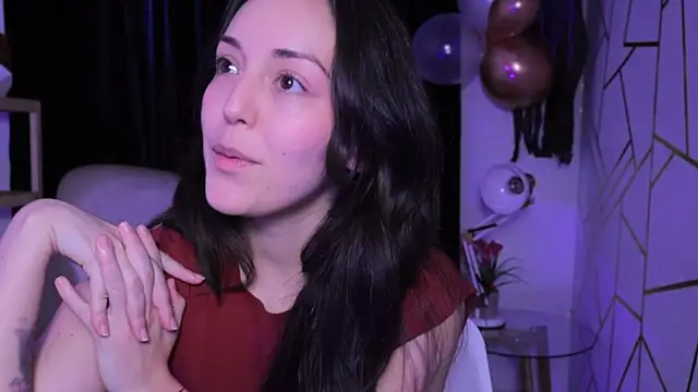 molly marmalade  online show from 10.27.25