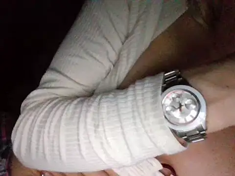 Snapshot of suuzykiss chatting on 12.14.24 suuzykiss online show from 12.14.24