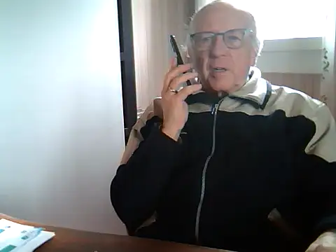 Snapshot of johnjohn622662 chatting on 02.24.25 johnjohn622662 online show from 02.24.25