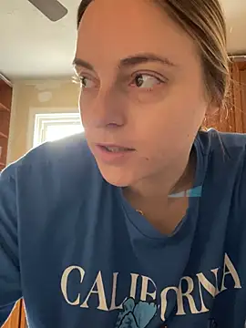 Snapshot of jaseyrae chatting on 12.13.24 jaseyrae online show from 12.13.24