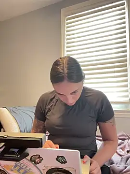 Snapshot of jaseyrae chatting on 09.11.25 jaseyrae online show from 09.11.25