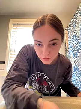 Snapshot of jaseyrae chatting on 11.15.25 jaseyrae online show from 11.15.25