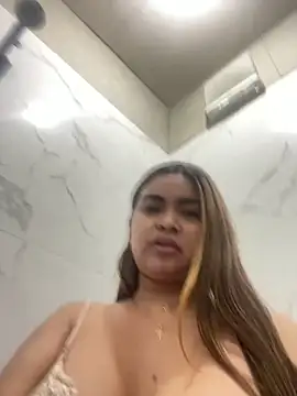 Snapshot of Bombshell_Ashy chatting on 02.27.25 Bombshell Ashy online show from 02.27.25