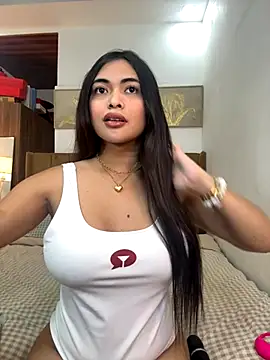 Snapshot of Bombshell_Ashy chatting on 11.25.25 Bombshell Ashy online show from 11.25.25