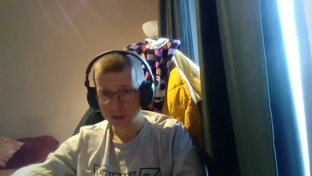 David250692 online show from 12.18.25