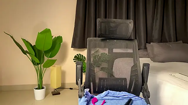 KatnessHot online show from 09.11.25