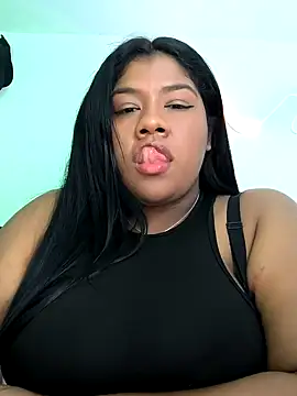 paola091 online show from 04.28.26