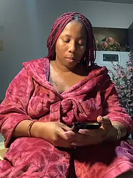 Snapshot of CurvyDesire1 chatting on 02.20.25 CurvyDesire1 online show from 02.20.25