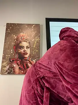 Snapshot of CurvyDesire1 chatting on 03.19.25 CurvyDesire1 online show from 03.19.25