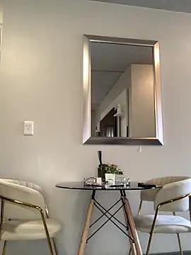 Snapshot of CurvyDesire1 chatting on 11.15.25 CurvyDesire1 online show from 11.15.25