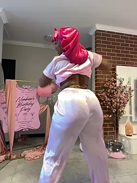 CurvyDesire1 online show from 04.28.26