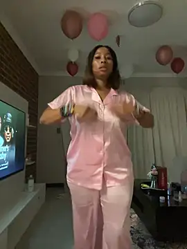 CurvyDesire1 online show from 05.08.26